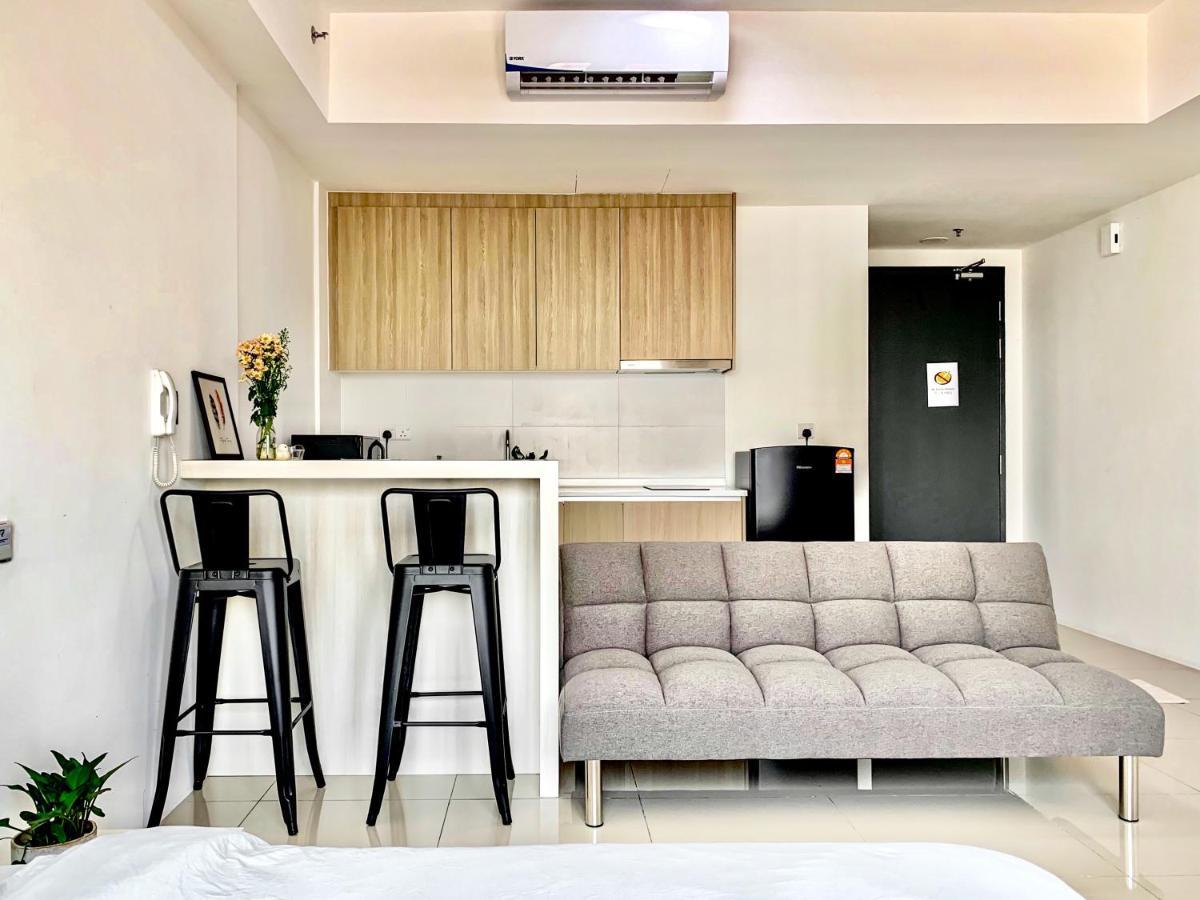 Georgetown Tropicana 218 Apartment 객실 사진